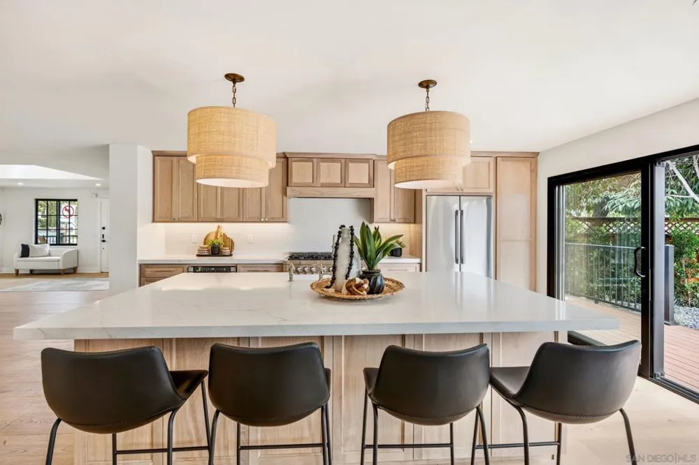 1312 3rd St Coronado, CA 92118