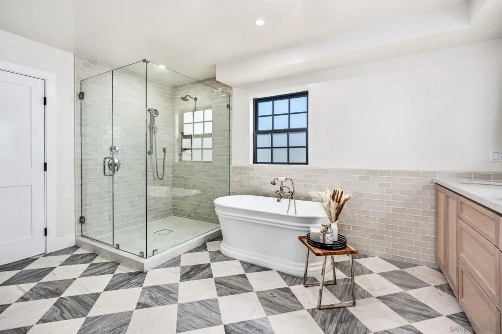 1312 3rd St Coronado, CA 92118