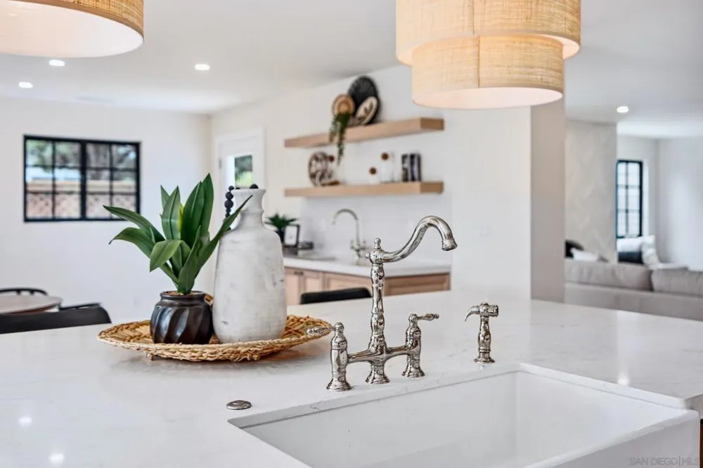 1312 3rd St Coronado, CA 92118