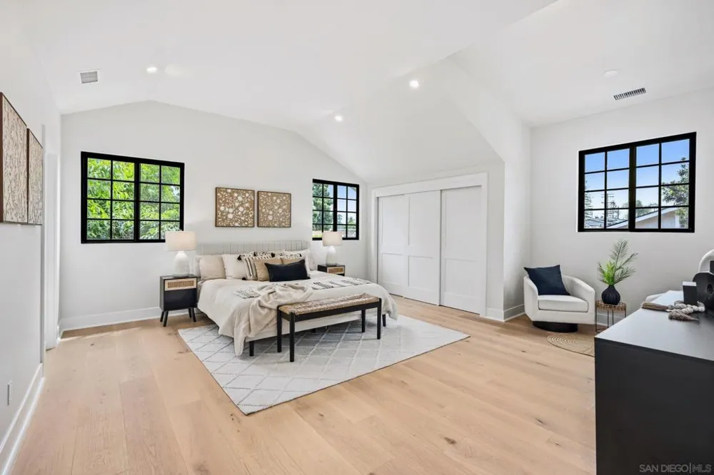 1312 3rd St Coronado, CA 92118