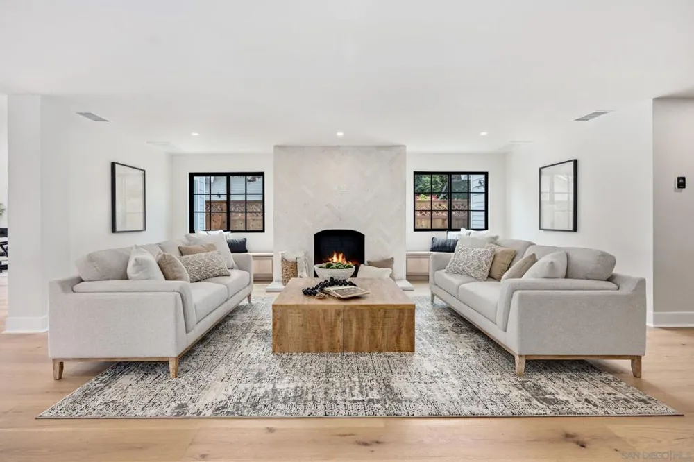 1312 3rd St Coronado, CA 92118