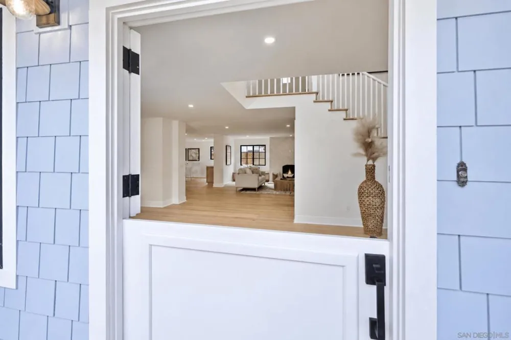 1312 3rd St Coronado, CA 92118