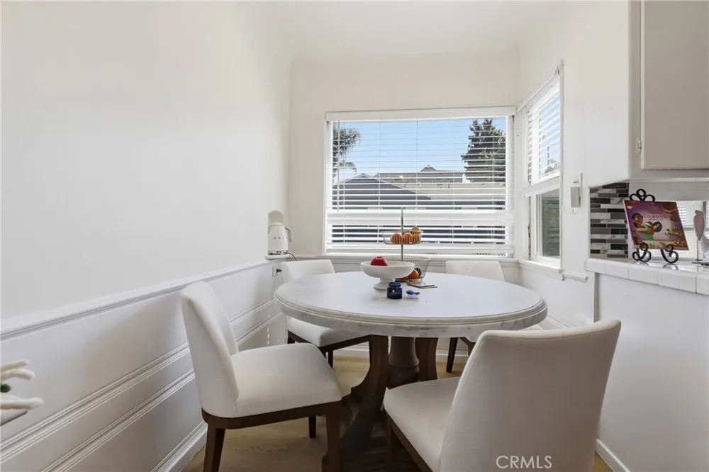 4400 W 59th Place Los Angeles, CA 90043