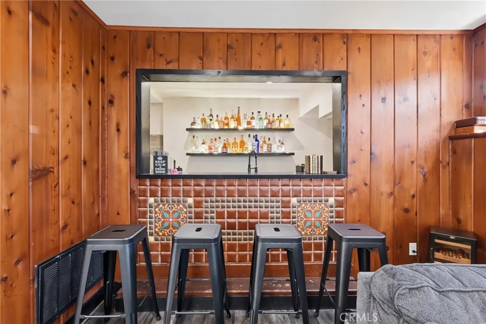 4400 W 59th Place Los Angeles, CA 90043