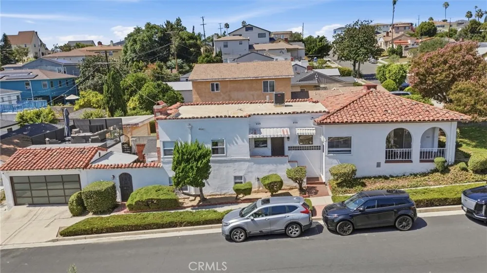 4400 W 59th Place Los Angeles, CA 90043