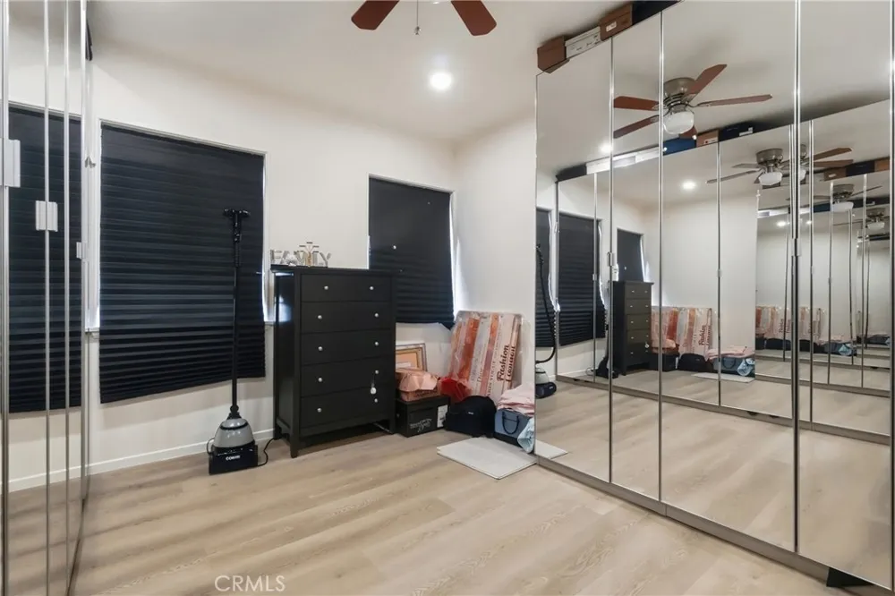 4400 W 59th Place Los Angeles, CA 90043