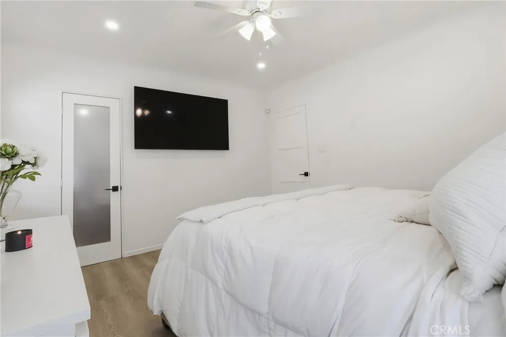 4400 W 59th Place Los Angeles, CA 90043