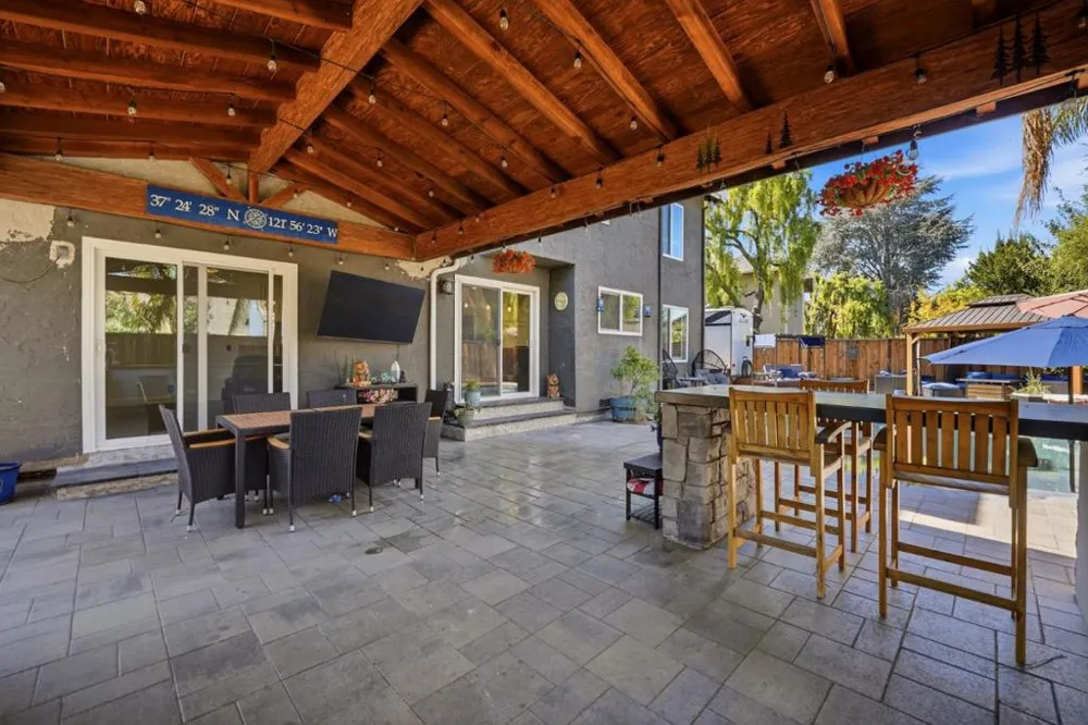 26 La Crosse Drive Morgan Hill, CA 95037