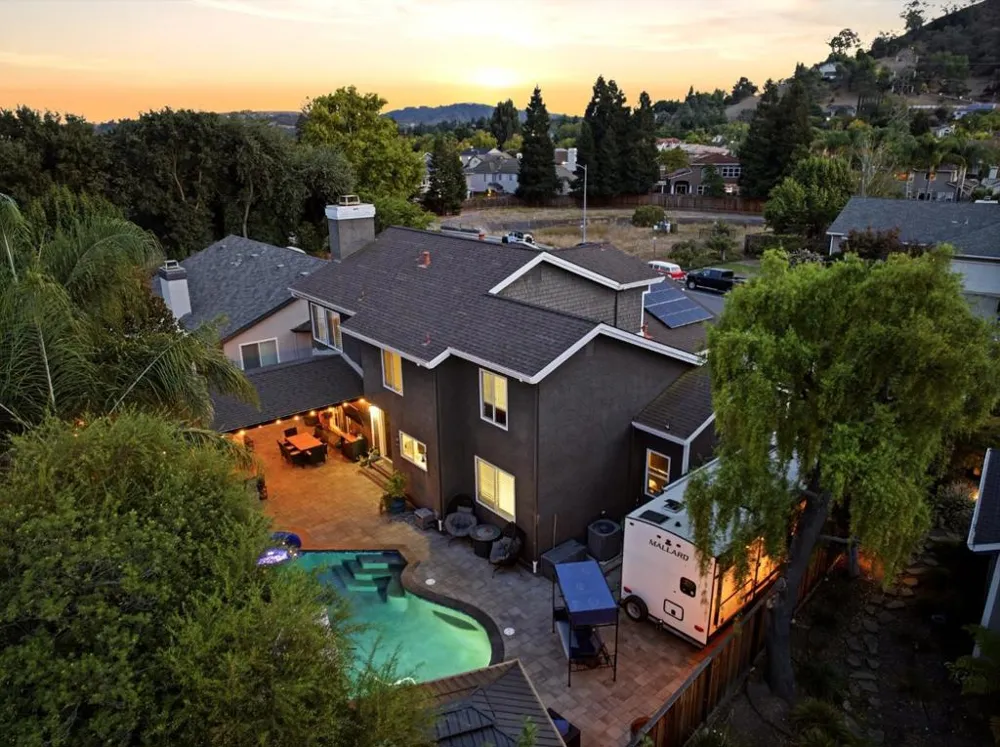 26 La Crosse Drive Morgan Hill, CA 95037