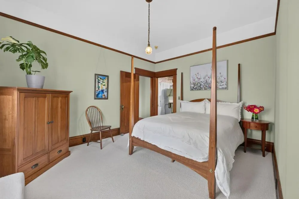 1061 Fremont Street Santa Clara, CA 95050