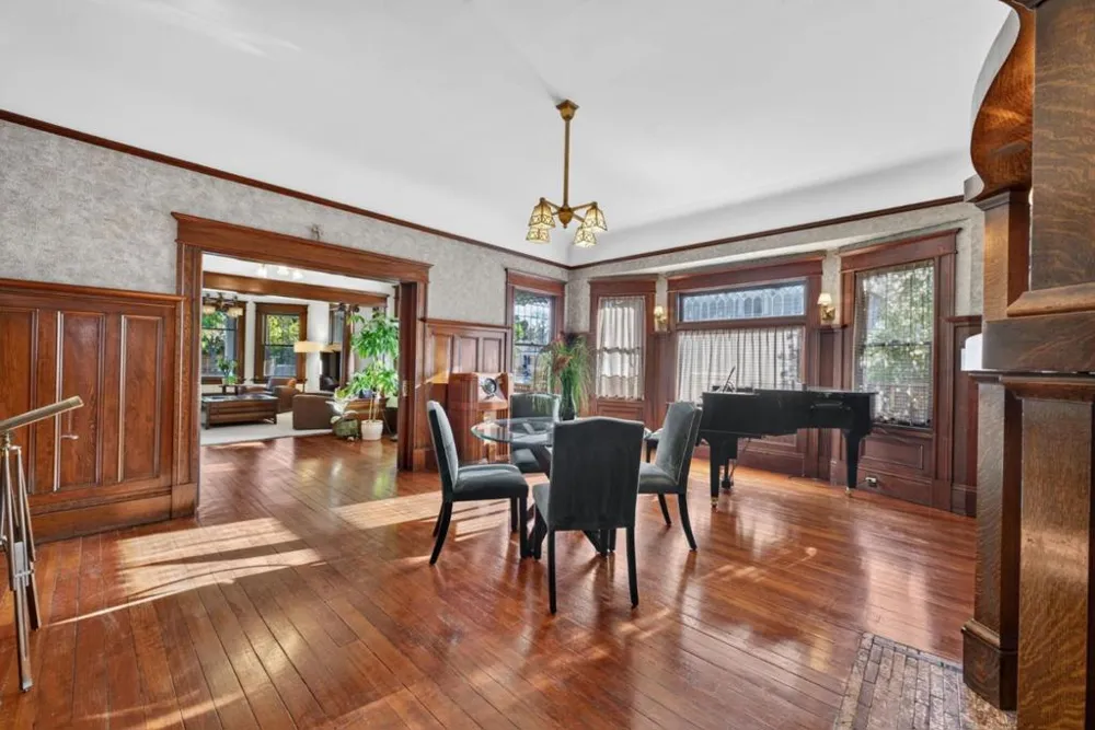 1061 Fremont Street Santa Clara, CA 95050