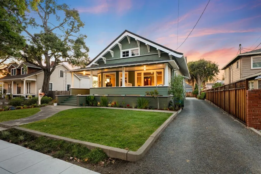 1061 Fremont Street Santa Clara, CA 95050