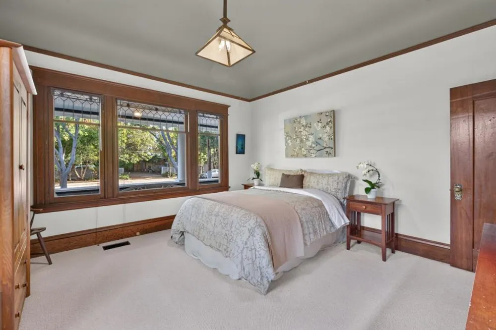 1061 Fremont Street Santa Clara, CA 95050
