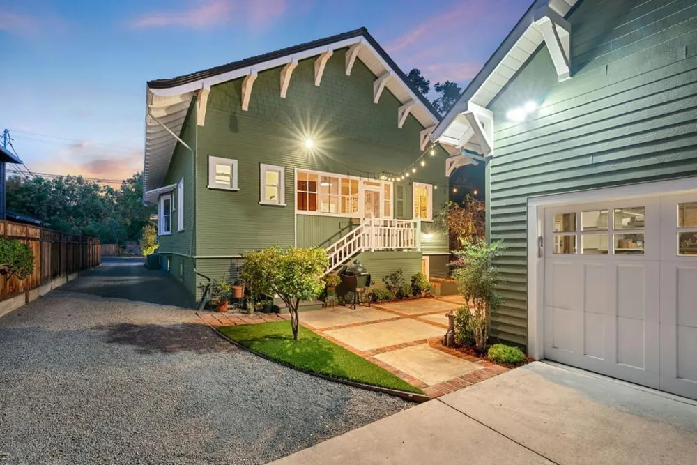 1061 Fremont Street Santa Clara, CA 95050