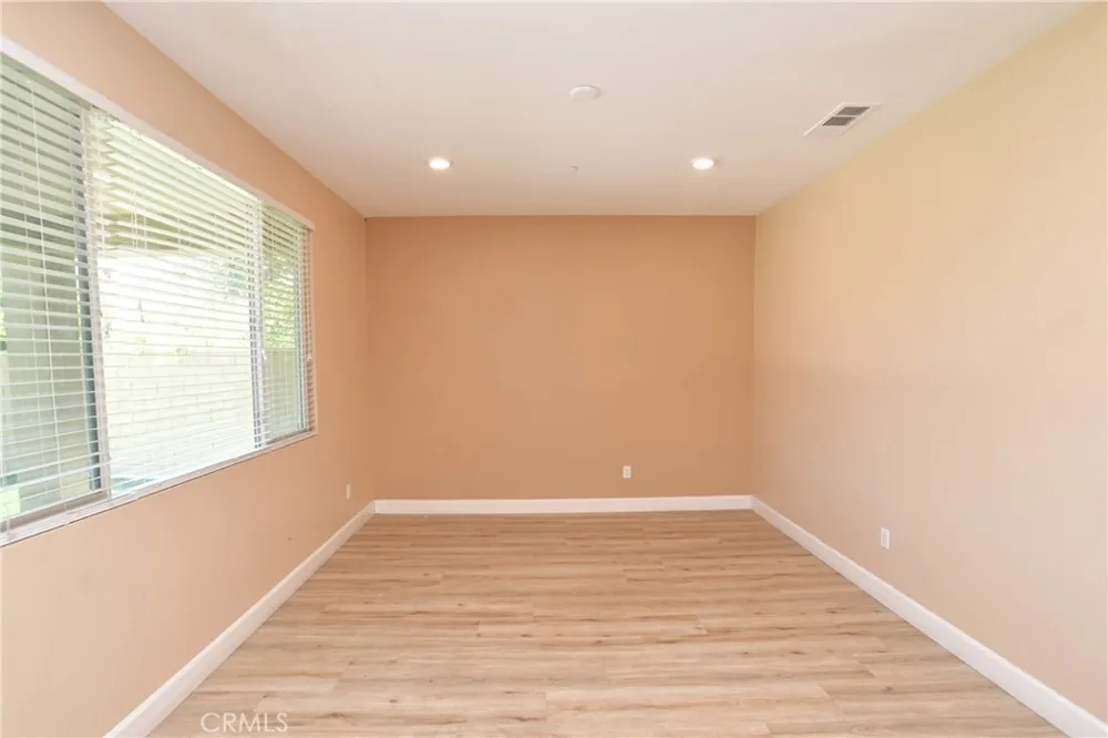 8011 Sea Salt Avenue Fontana, CA 92336
