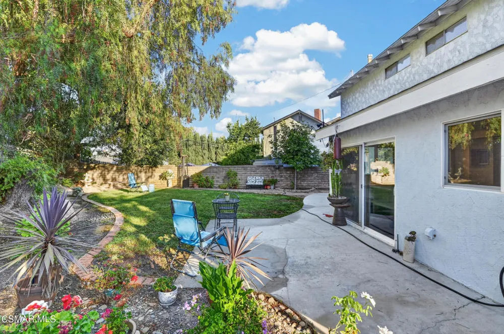 91 Albion Place Newbury Park, CA 91320