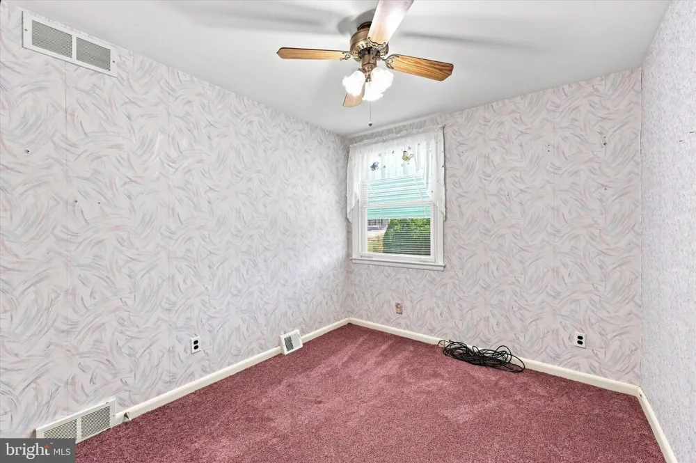 7739 WHITAKER Philadelphia, PA 19111