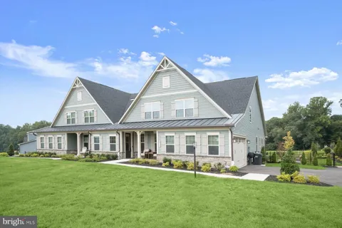 8523 LALLYBROCH LANE