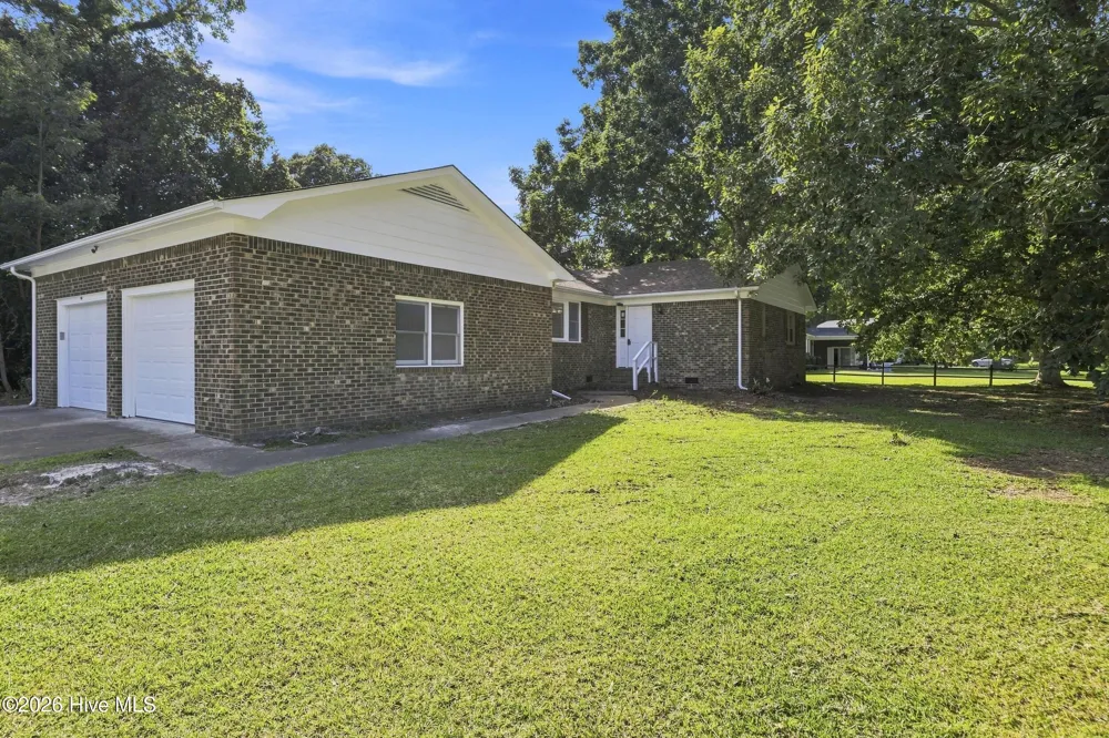 403 Hickory Drive Elizabeth City, NC 27909