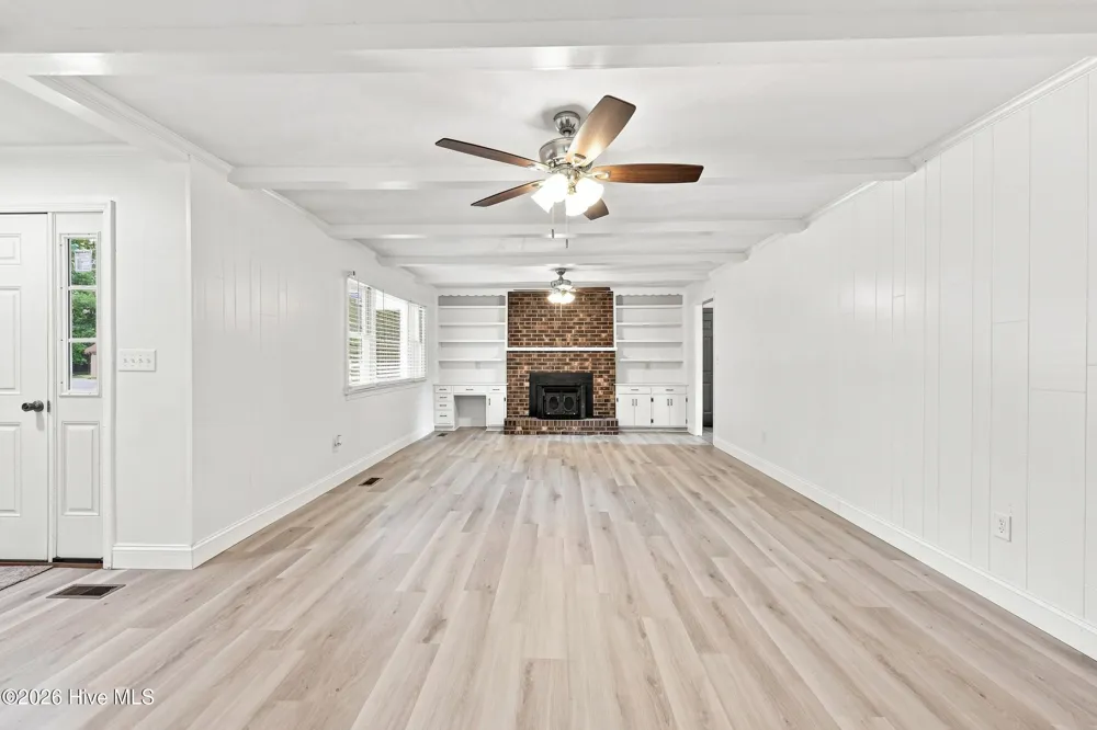 403 Hickory Drive Elizabeth City, NC 27909