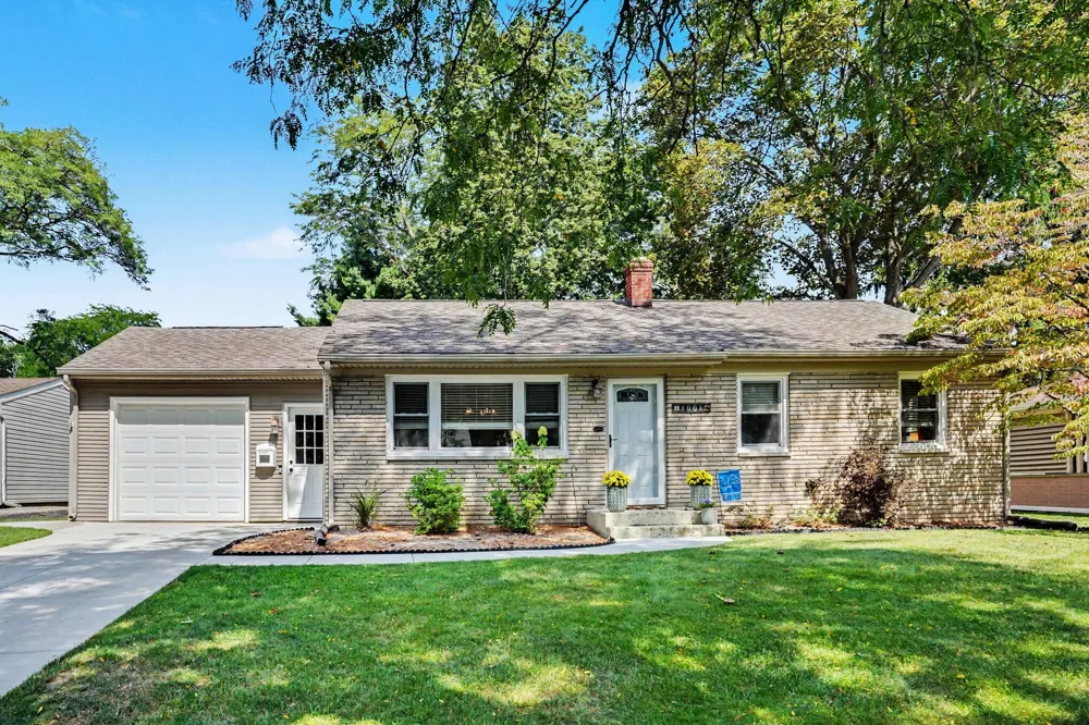 1008 Lynn Avenue Kalamazoo, MI 49008