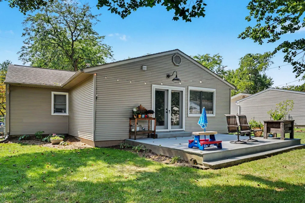 1008 Lynn Avenue Kalamazoo, MI 49008