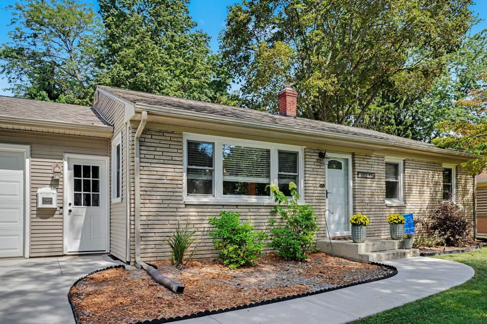 1008 Lynn Avenue Kalamazoo, MI 49008