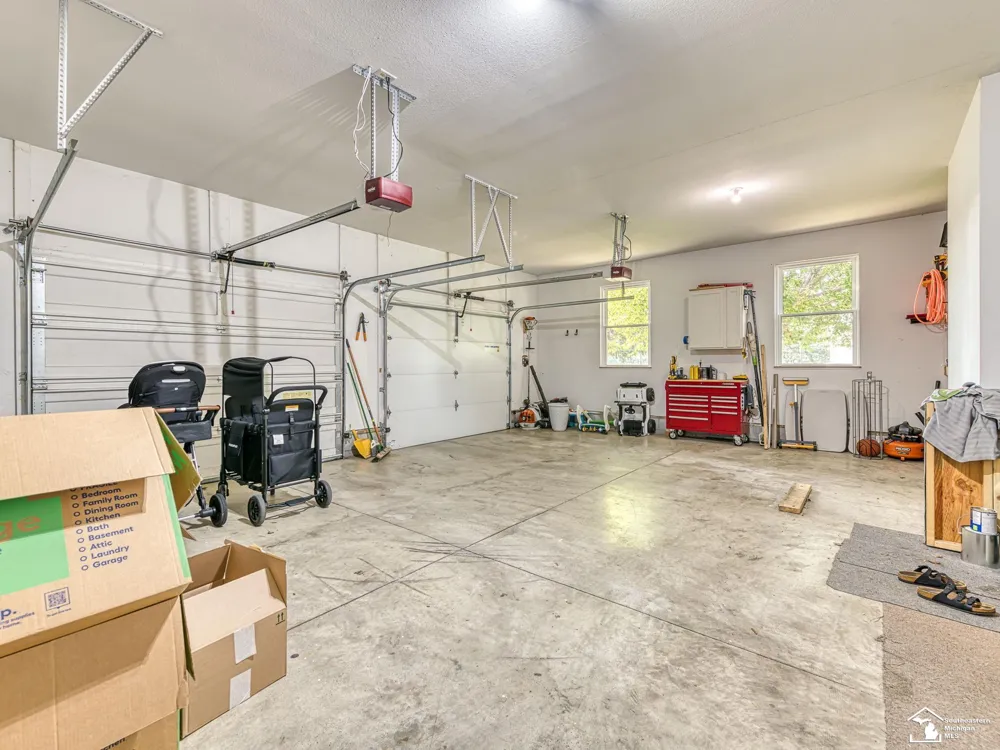 402 East Boulevard Blissfield Village, MI 49228