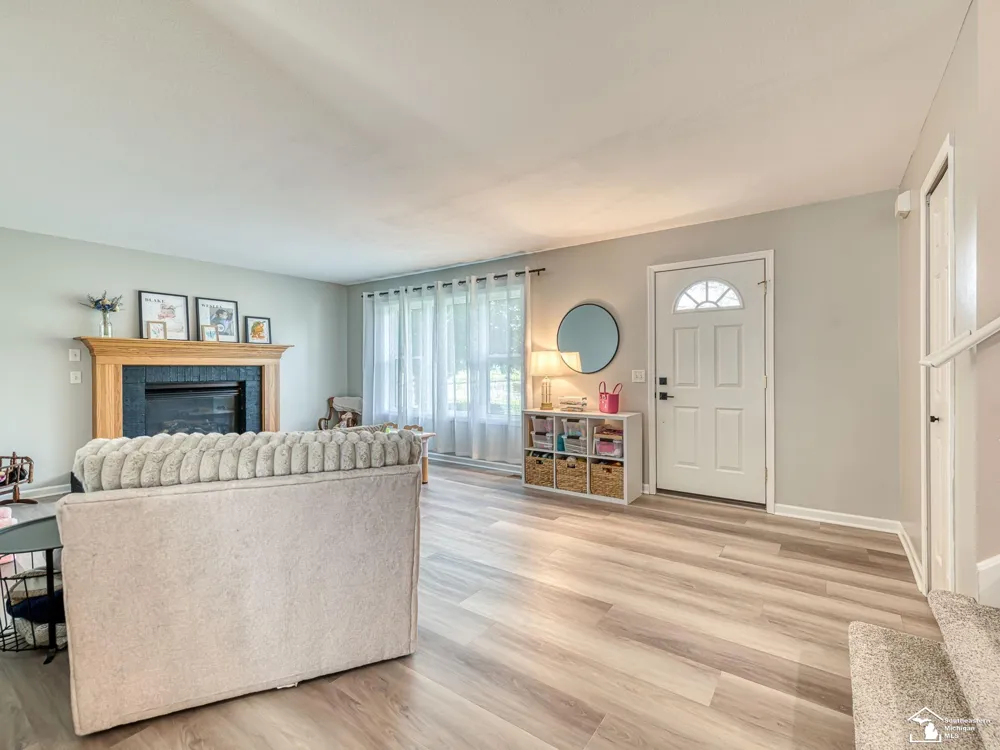 402 East Boulevard Blissfield Village, MI 49228