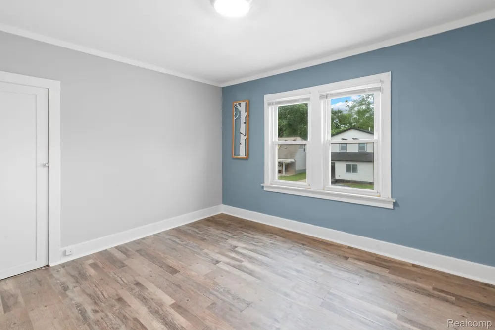 23152 Tawas Avenue Hazel Park City, MI 48030