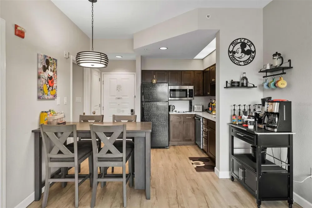 8303 PALM PARKWAY #403 Orlando, FL 32836