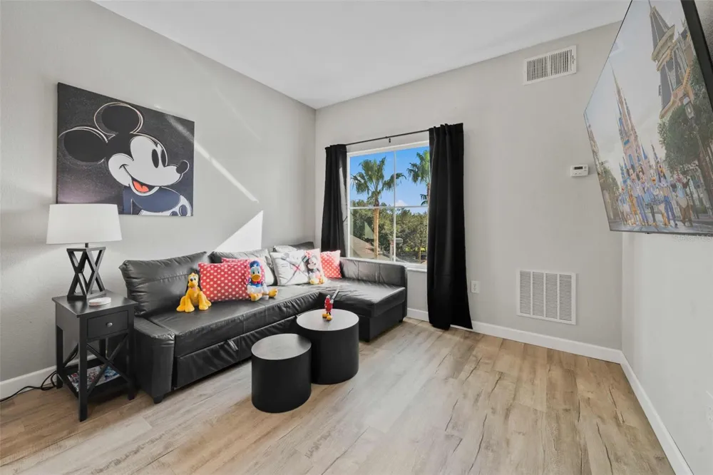 8303 PALM PARKWAY #403 Orlando, FL 32836