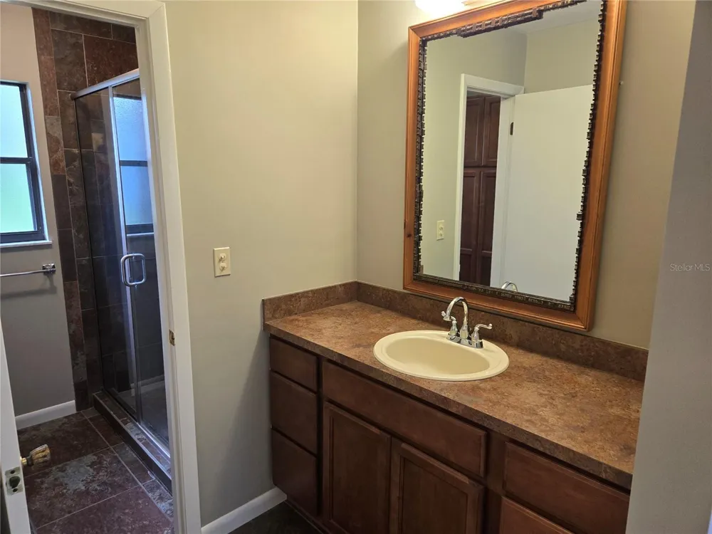 8770 NW 37TH CIRCLE Gainesville, FL 32653