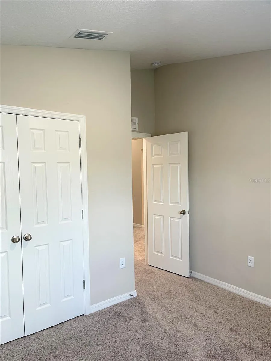 5711 SILTSTONE STREET Lakeland, FL 33811