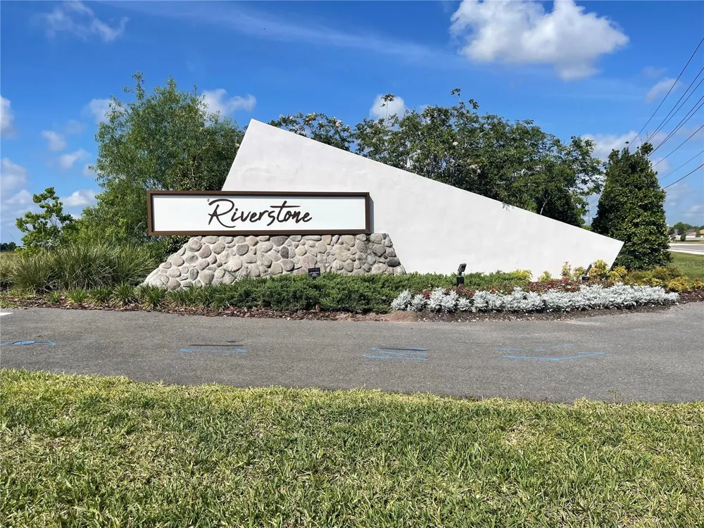 5711 SILTSTONE STREET Lakeland, FL 33811