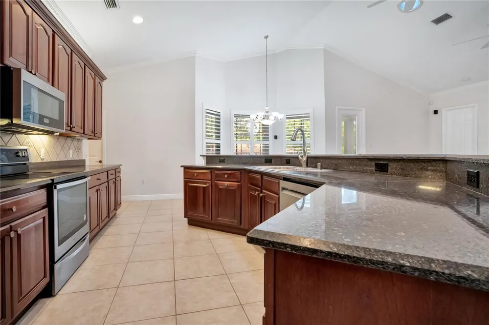 5365 SHADY OAK CIRCLE St Cloud, FL 34771