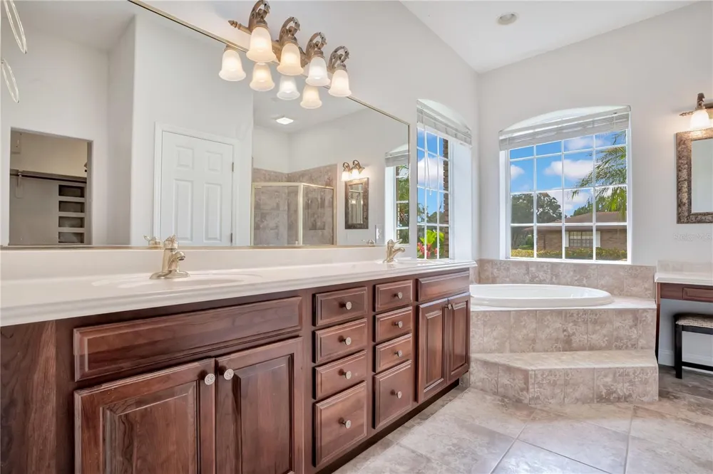 5365 SHADY OAK CIRCLE St Cloud, FL 34771