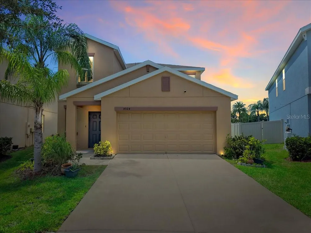 4924 REFLECTING POND CIRCLE Wimauma, FL 33598
