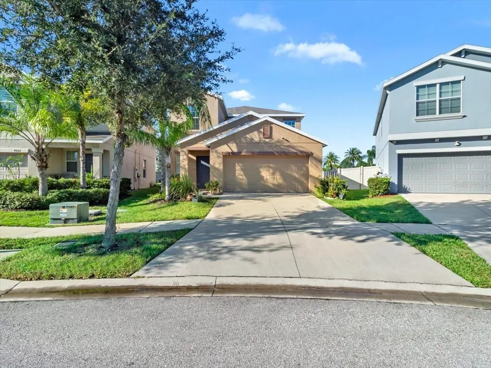 4924 REFLECTING POND CIRCLE Wimauma, FL 33598