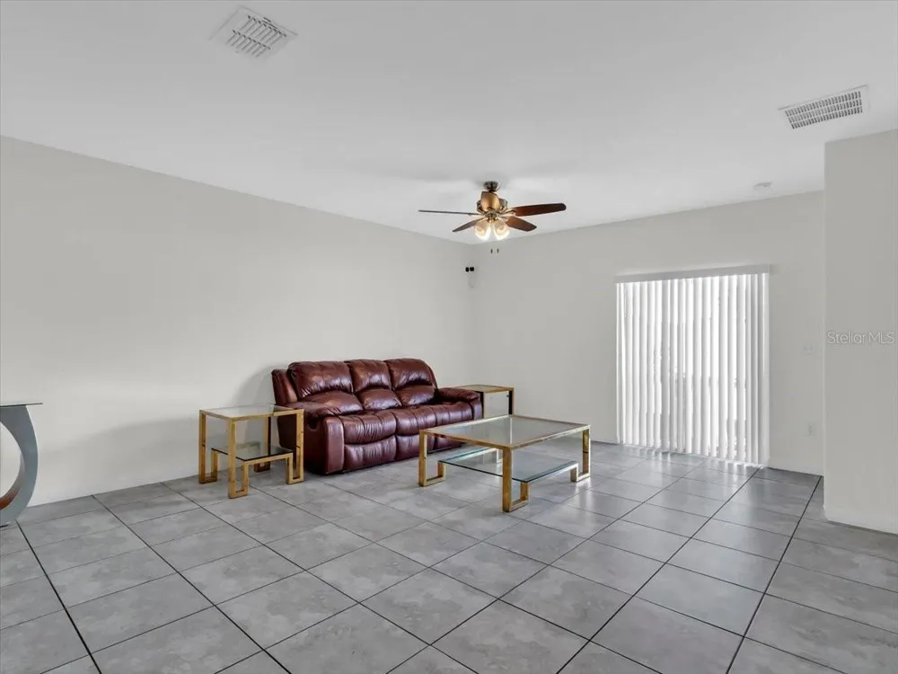 4924 REFLECTING POND CIRCLE Wimauma, FL 33598