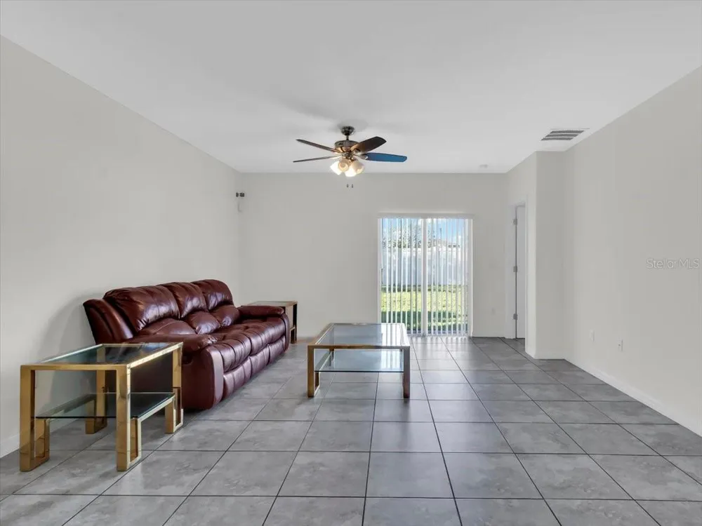4924 REFLECTING POND CIRCLE Wimauma, FL 33598