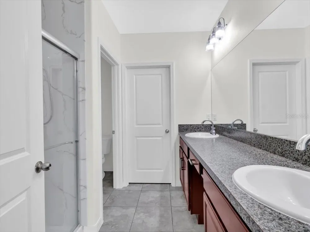 4924 REFLECTING POND CIRCLE Wimauma, FL 33598