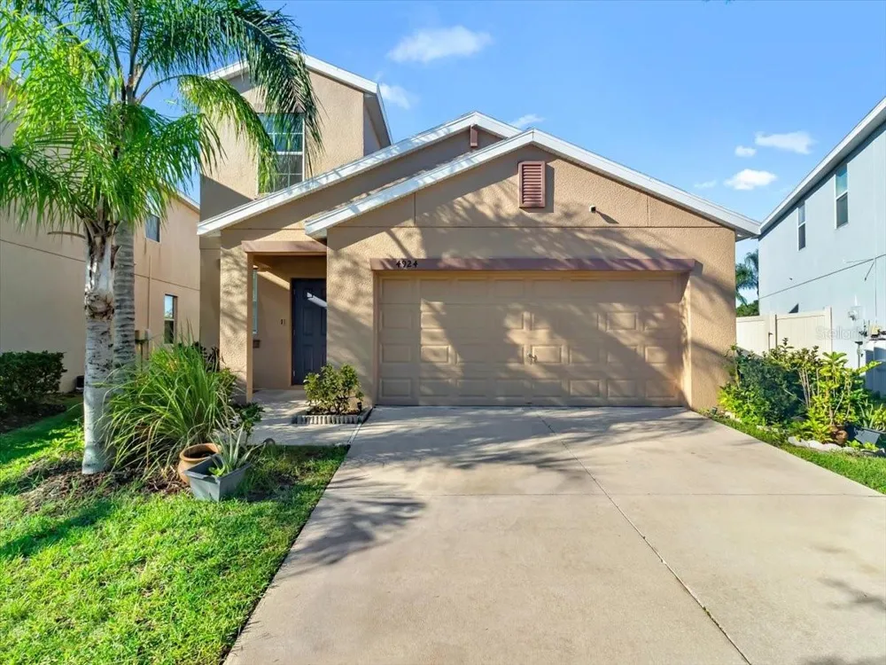 4924 REFLECTING POND CIRCLE Wimauma, FL 33598
