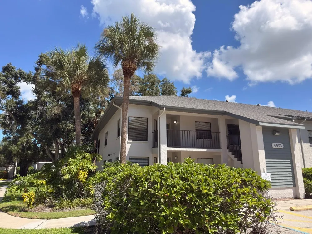 4601 46TH STREET COURT W #201 Bradenton, FL 34210