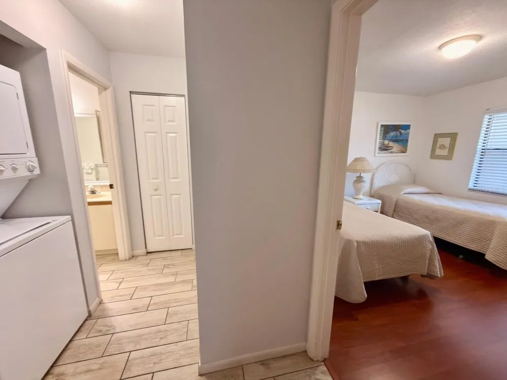 4601 46TH STREET COURT W #201 Bradenton, FL 34210
