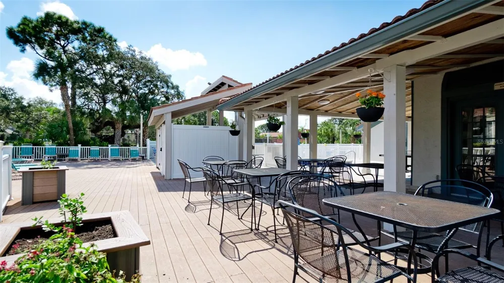 4601 46TH STREET COURT W #201 Bradenton, FL 34210