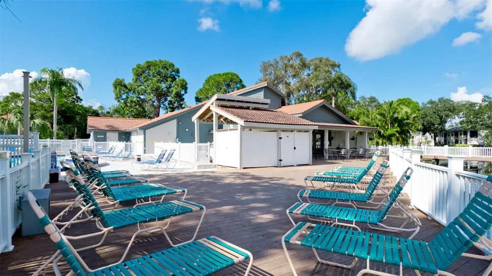 4601 46TH STREET COURT W #201 Bradenton, FL 34210