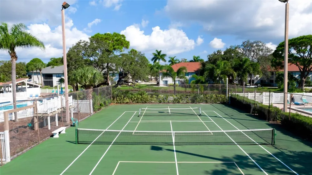 4601 46TH STREET COURT W #201 Bradenton, FL 34210