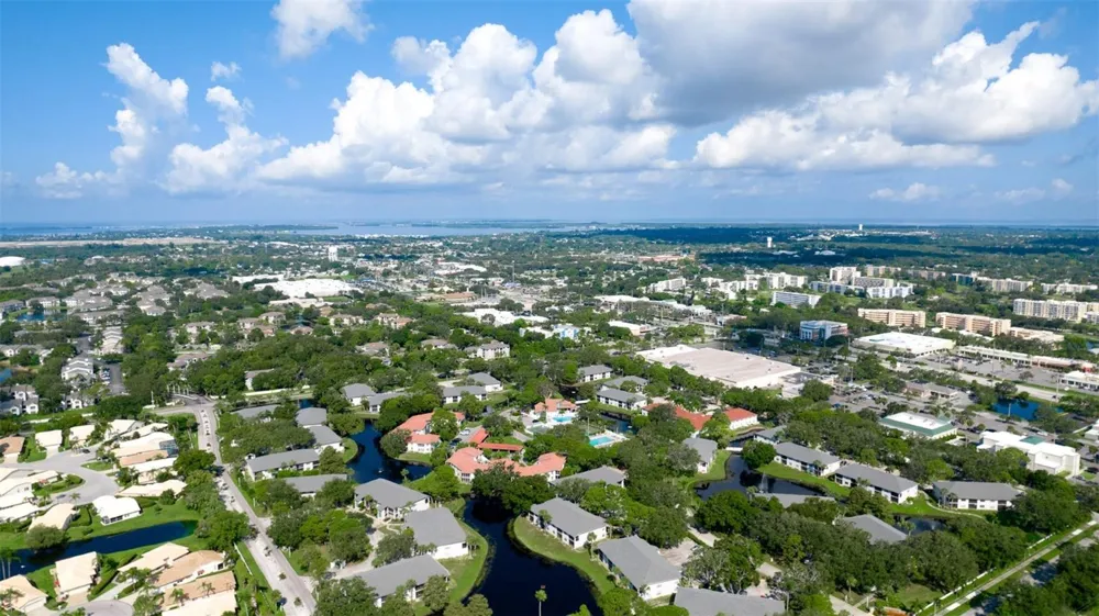 4601 46TH STREET COURT W #201 Bradenton, FL 34210
