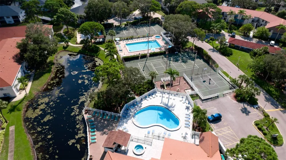 4601 46TH STREET COURT W #201 Bradenton, FL 34210